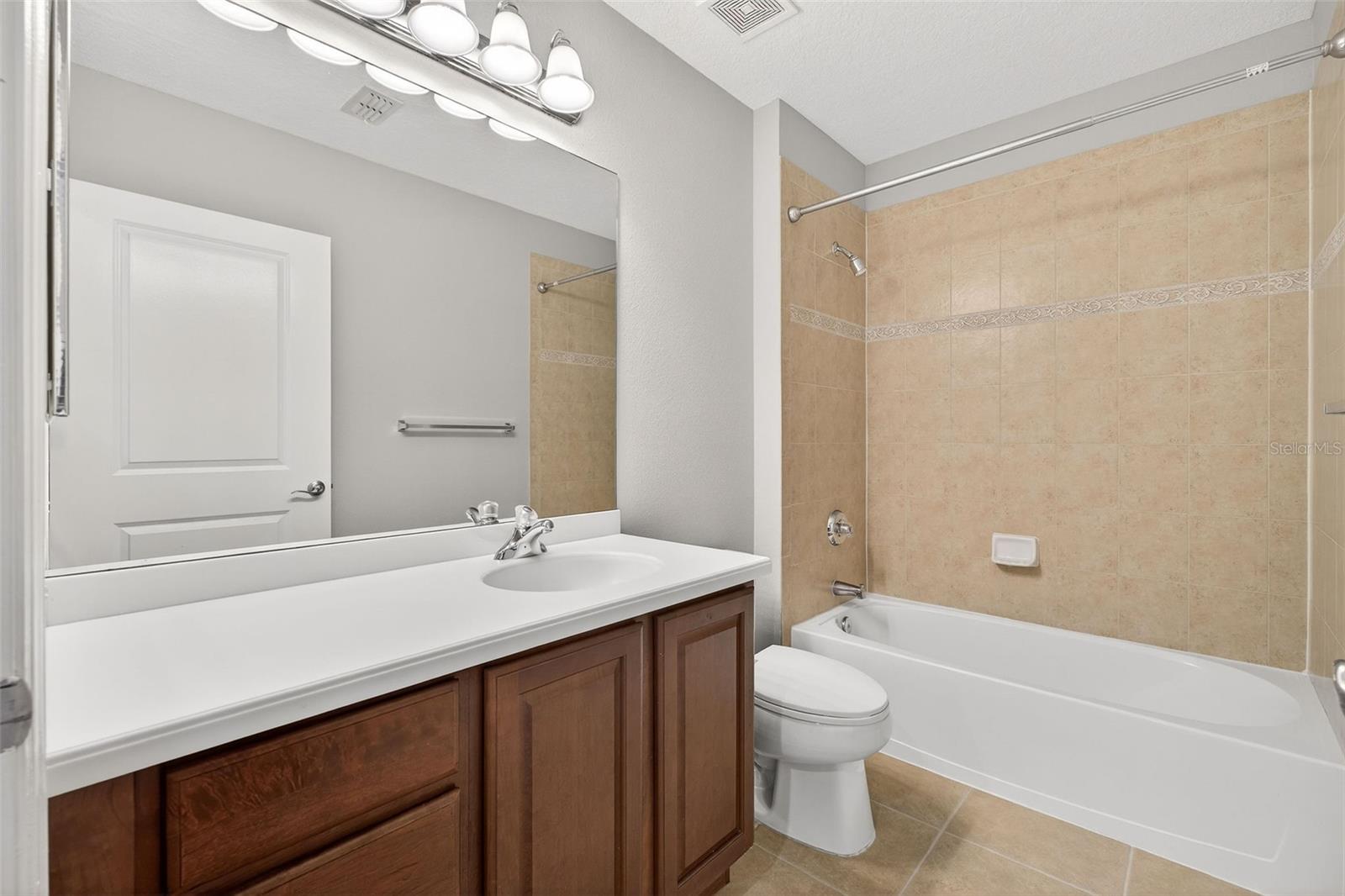 Image 19 of 45 For 1401 Celebration Avenue 309