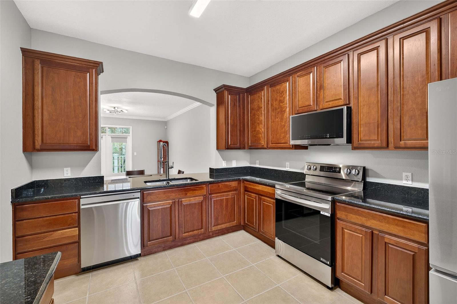 Image 5 of 45 For 1401 Celebration Avenue 309