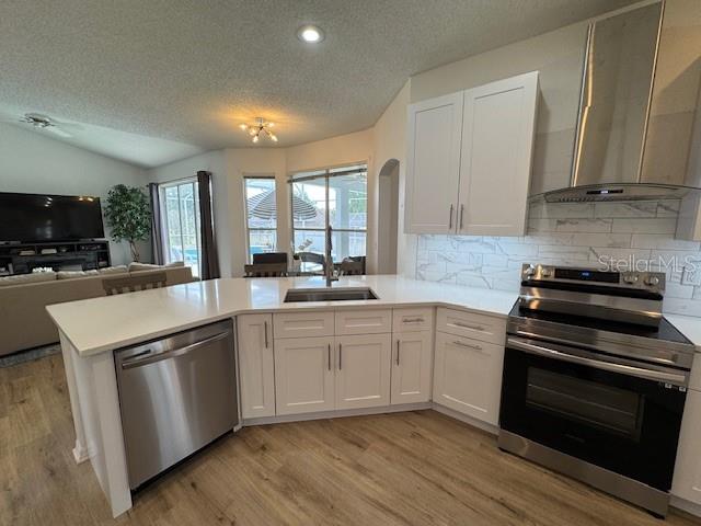 Image 6 of 30 For 148 Steamboat Boulevard