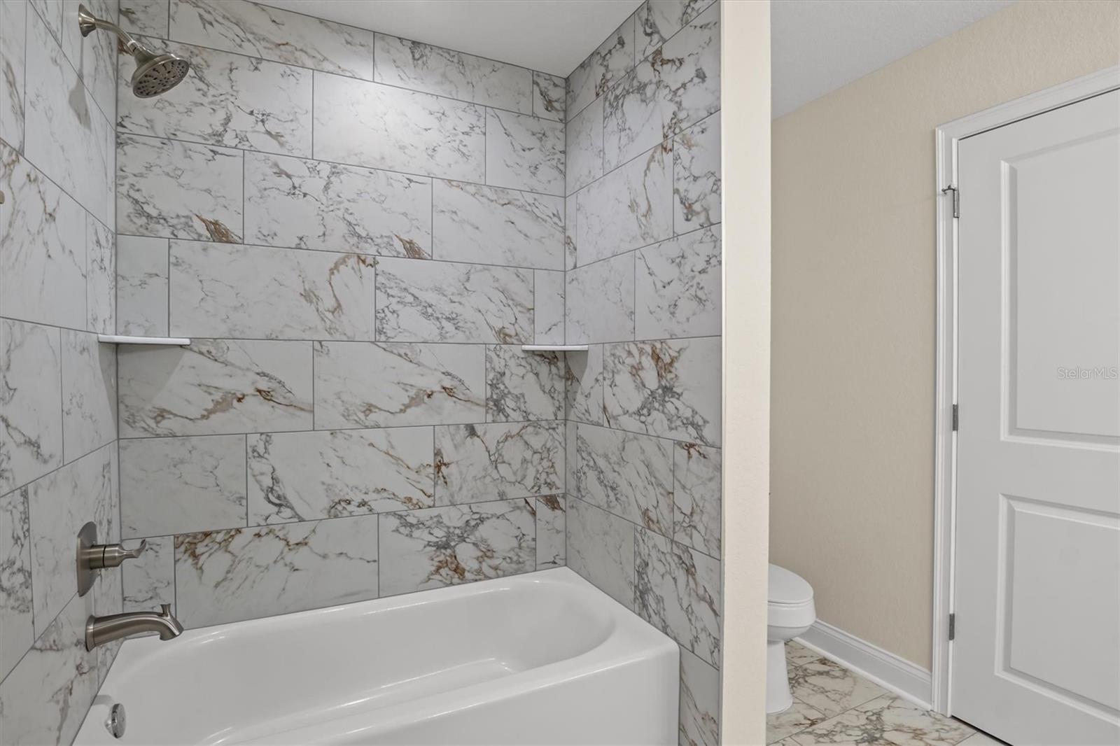 Image 25 of 36 For 106 Sunset Boulevard