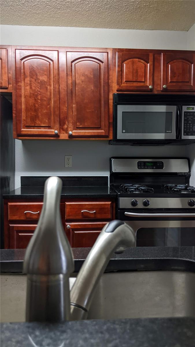 Image 16 of 22 For 2007 Dixie Belle Drive T