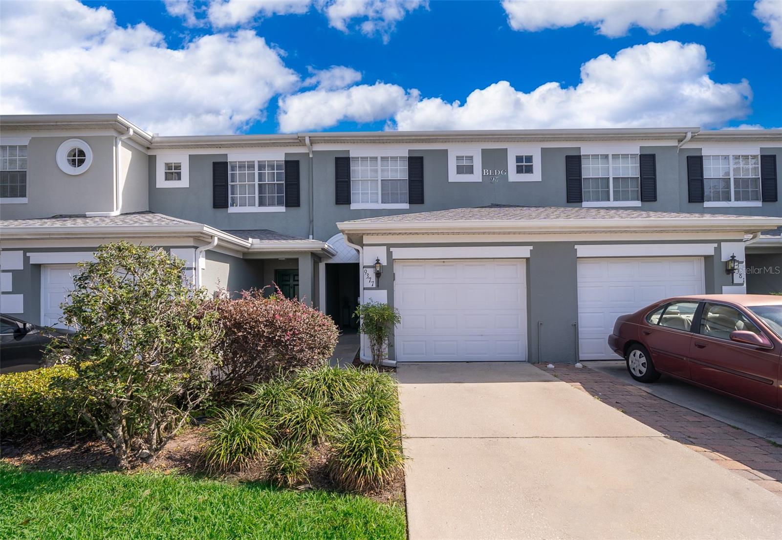 Image 2 of 34 For 9377 Jasmine Flower Lane 9377