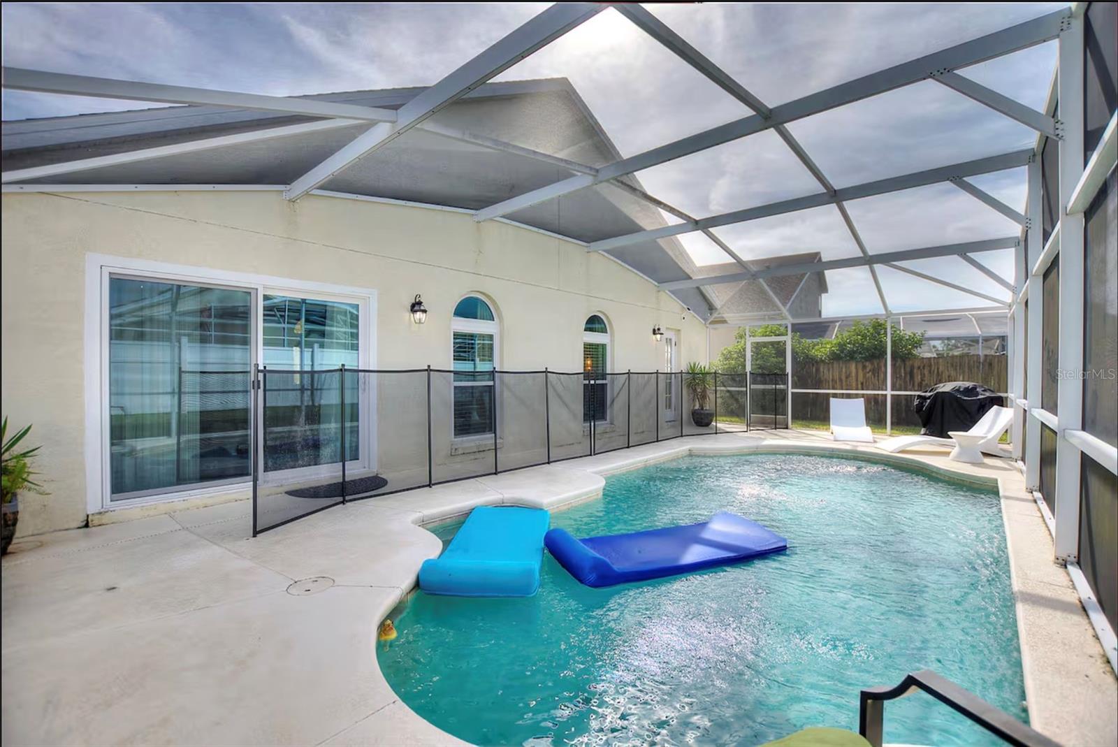 Image 27 of 37 For 431 Lockbreeze Drive