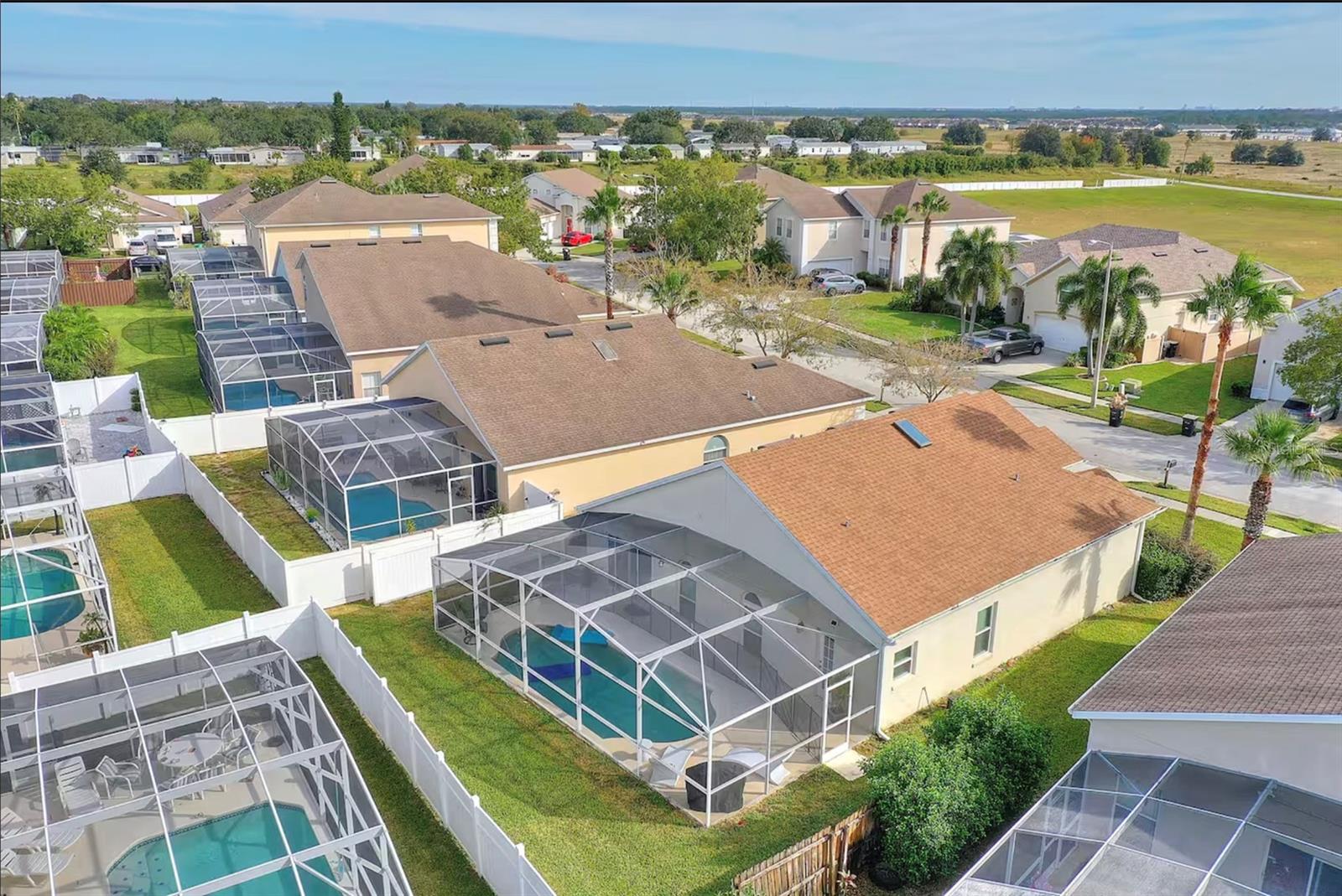 Image 33 of 37 For 431 Lockbreeze Drive