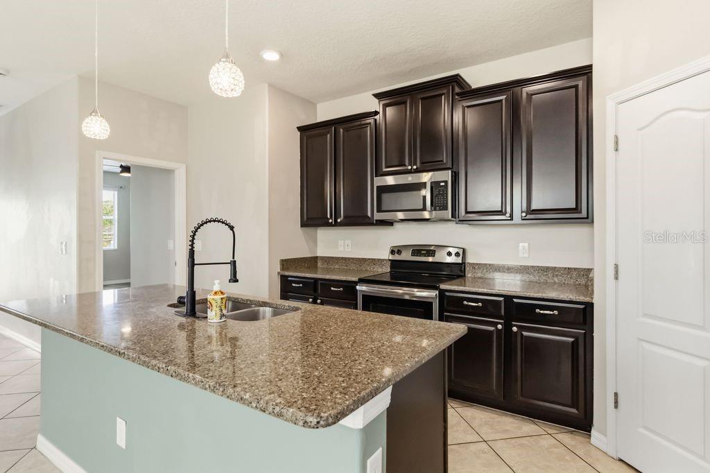 Image 17 of 63 For 3320 Grande Heron Drive