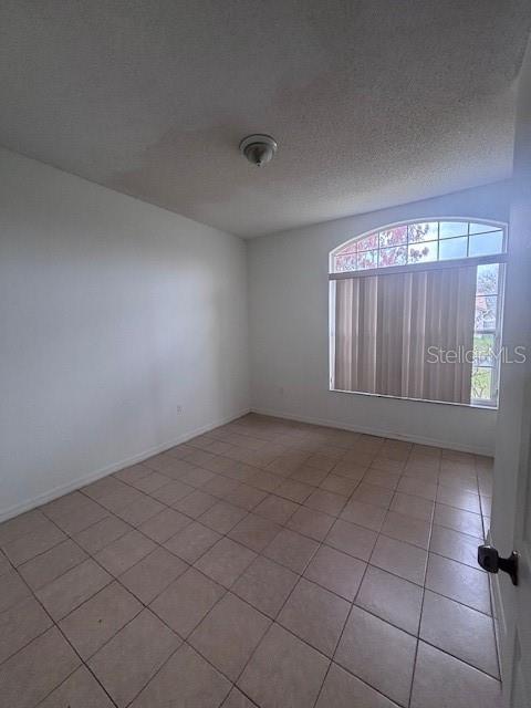 Image 13 of 18 For 509 Brentford Court