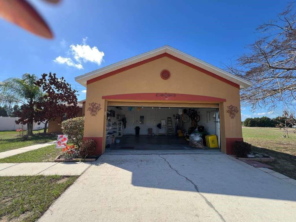 Image 3 of 9 For 735 Colville Place