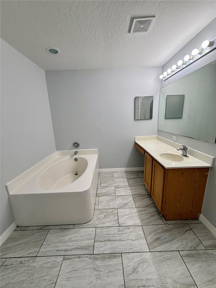 Image 14 of 39 For 5445 Chandler Drive