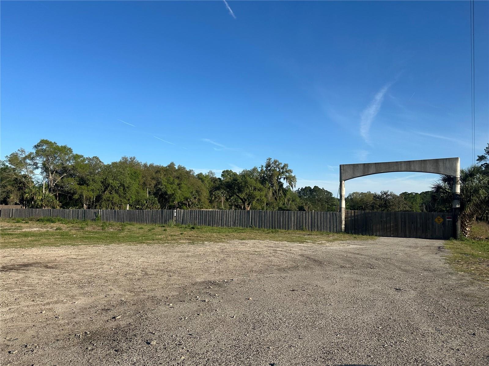 Image 14 of 27 For 2504 Old New York Avenue