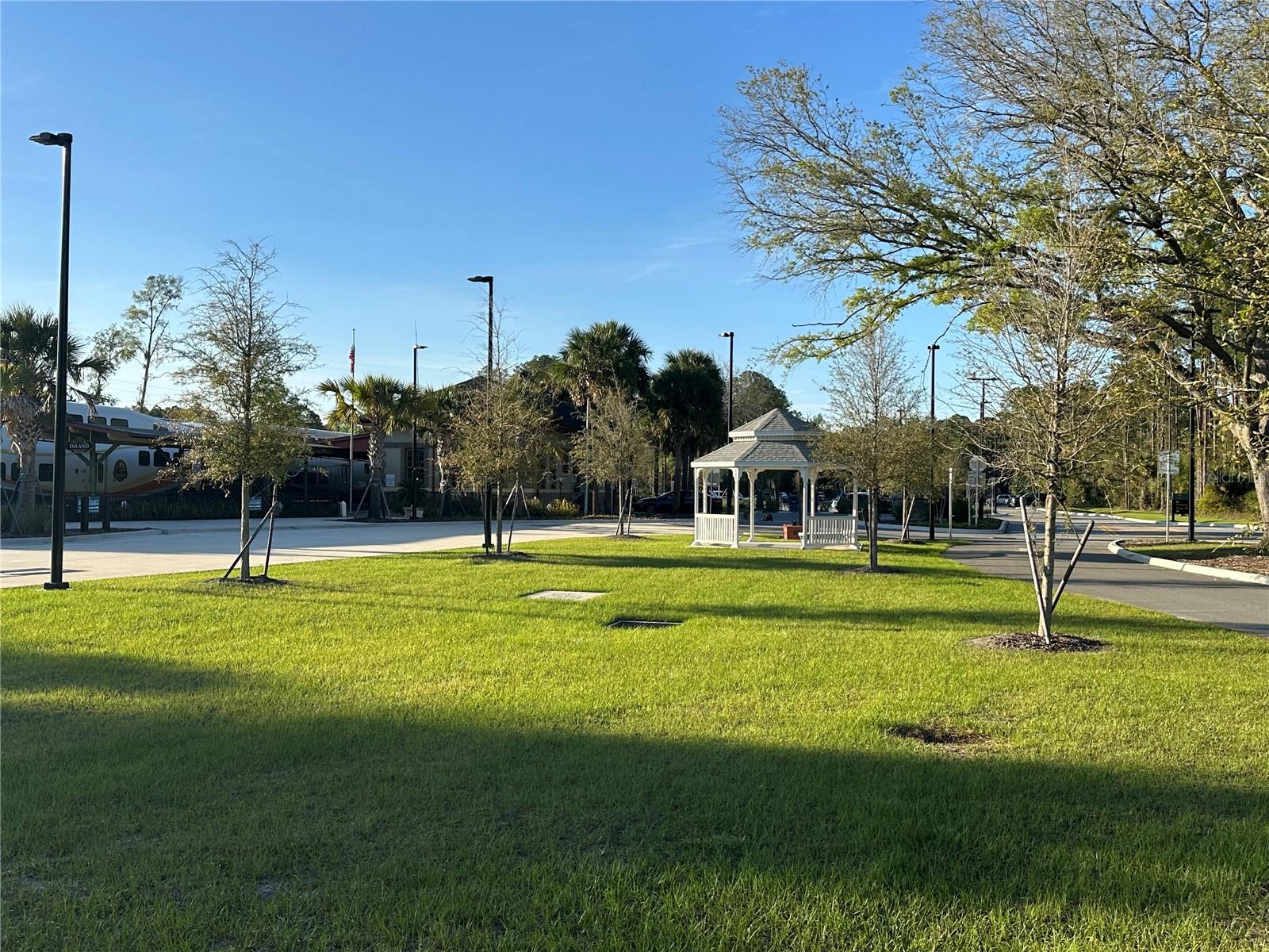 Image 23 of 27 For 2504 Old New York Avenue