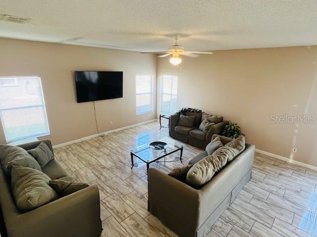 Image 16 of 32 For 439 Bloomingdale Drive