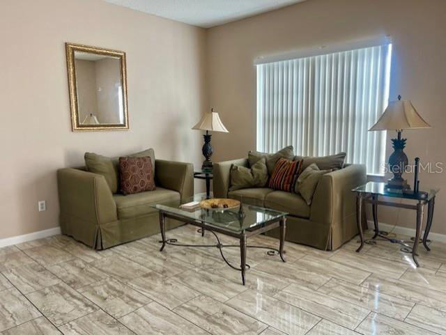 Image 17 of 32 For 439 Bloomingdale Drive