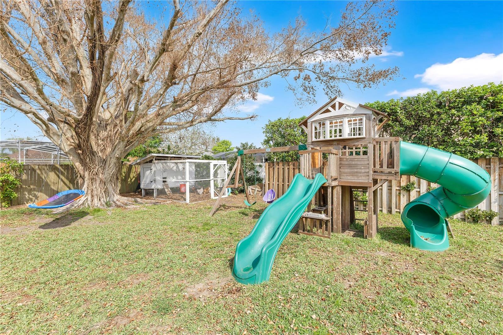 Image 21 of 30 For 4813 Jeanette Court