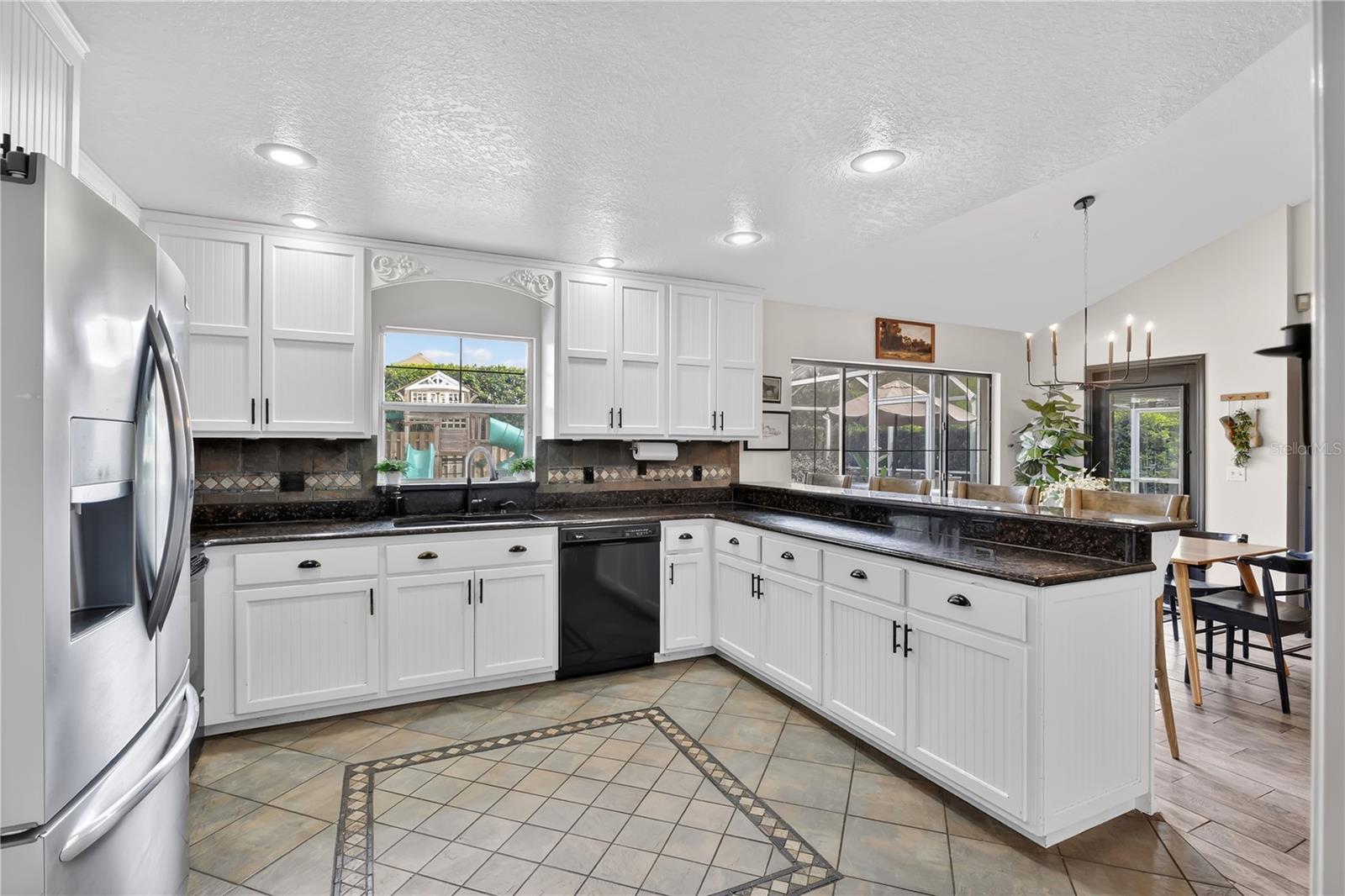 Image 8 of 30 For 4813 Jeanette Court