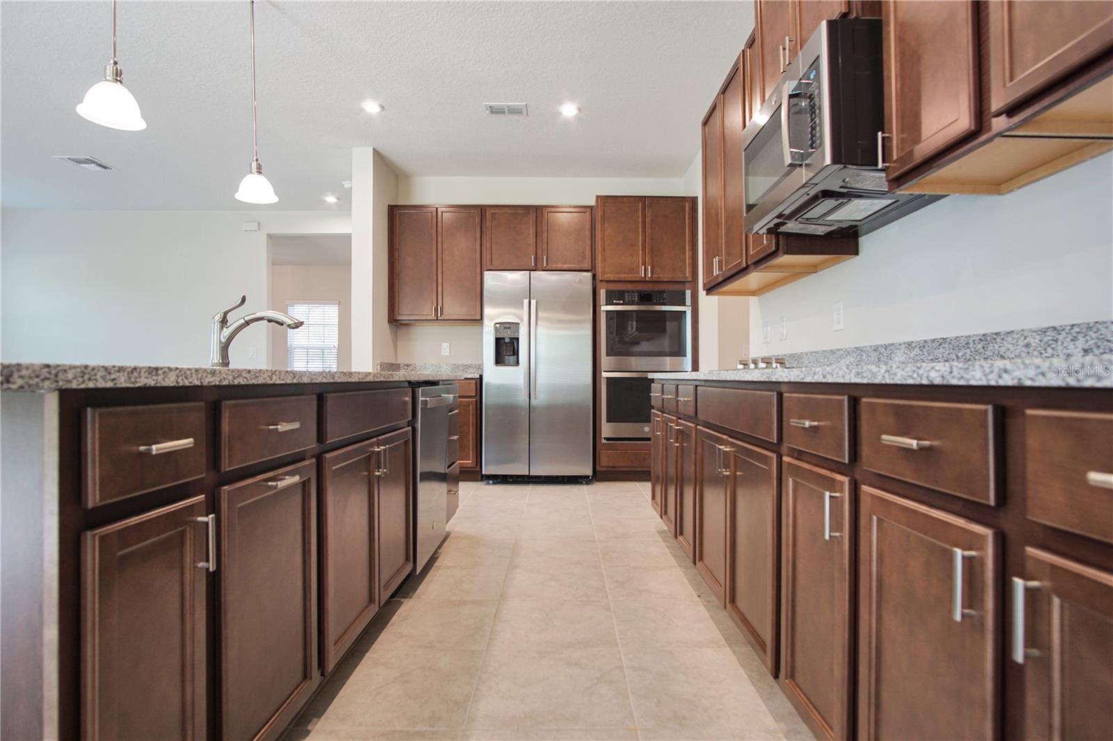 Image 11 of 46 For 1419 Eucalyptus Way