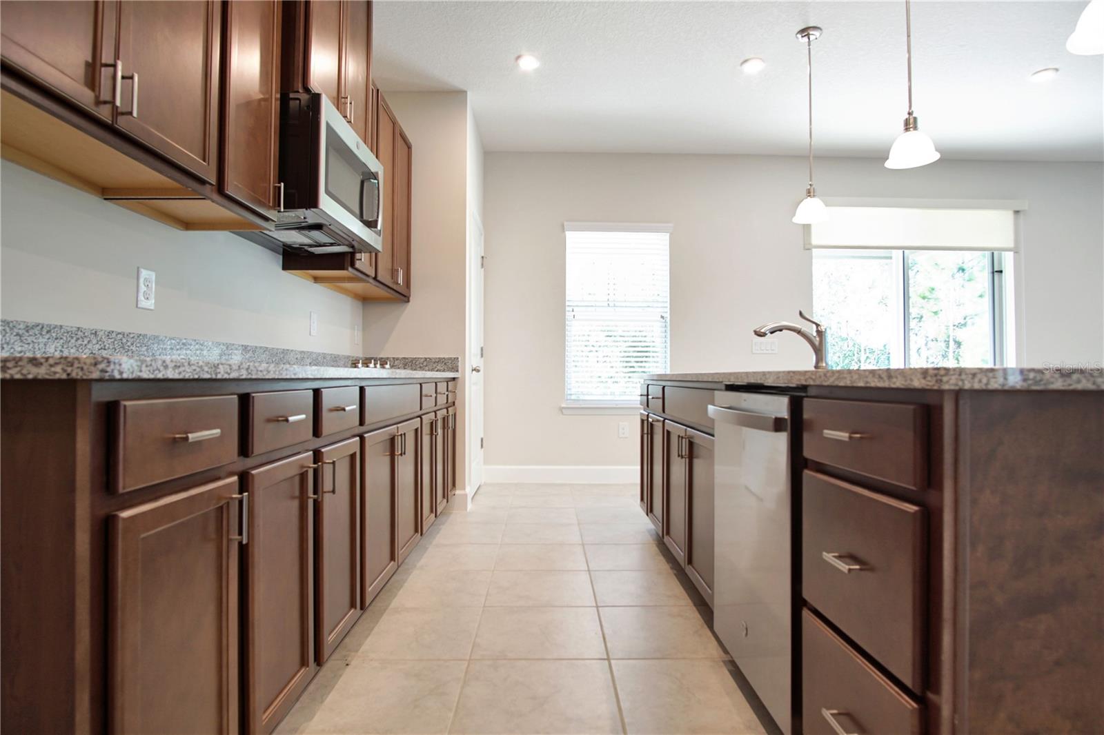 Image 12 of 46 For 1419 Eucalyptus Way