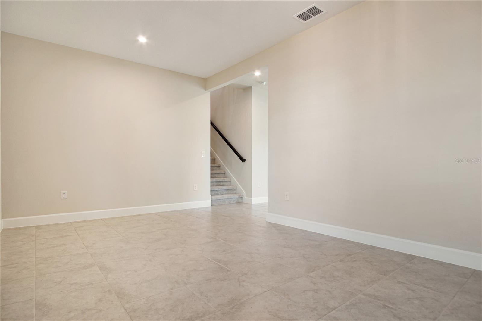 Image 19 of 46 For 1419 Eucalyptus Way