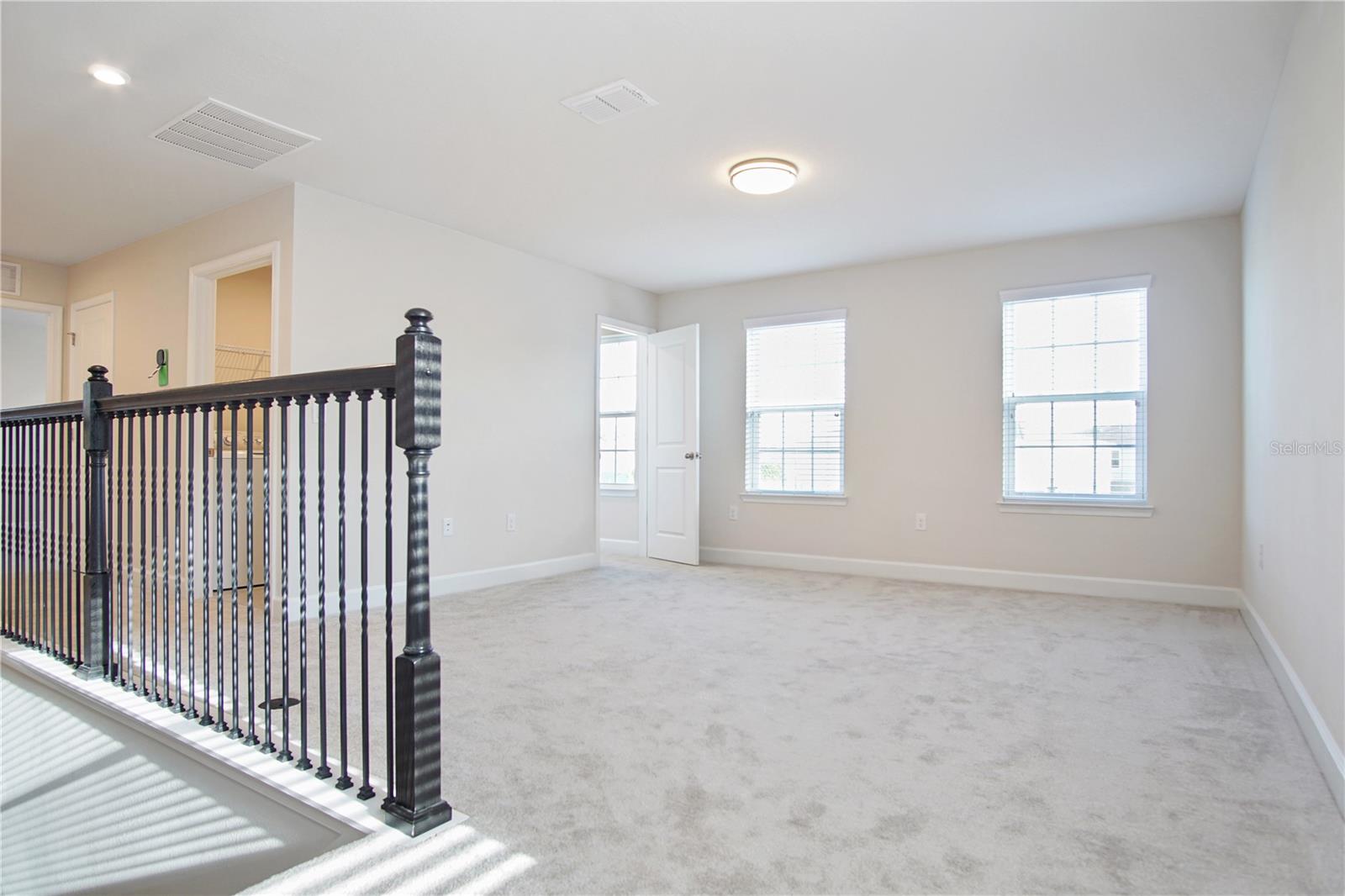 Image 23 of 46 For 1419 Eucalyptus Way