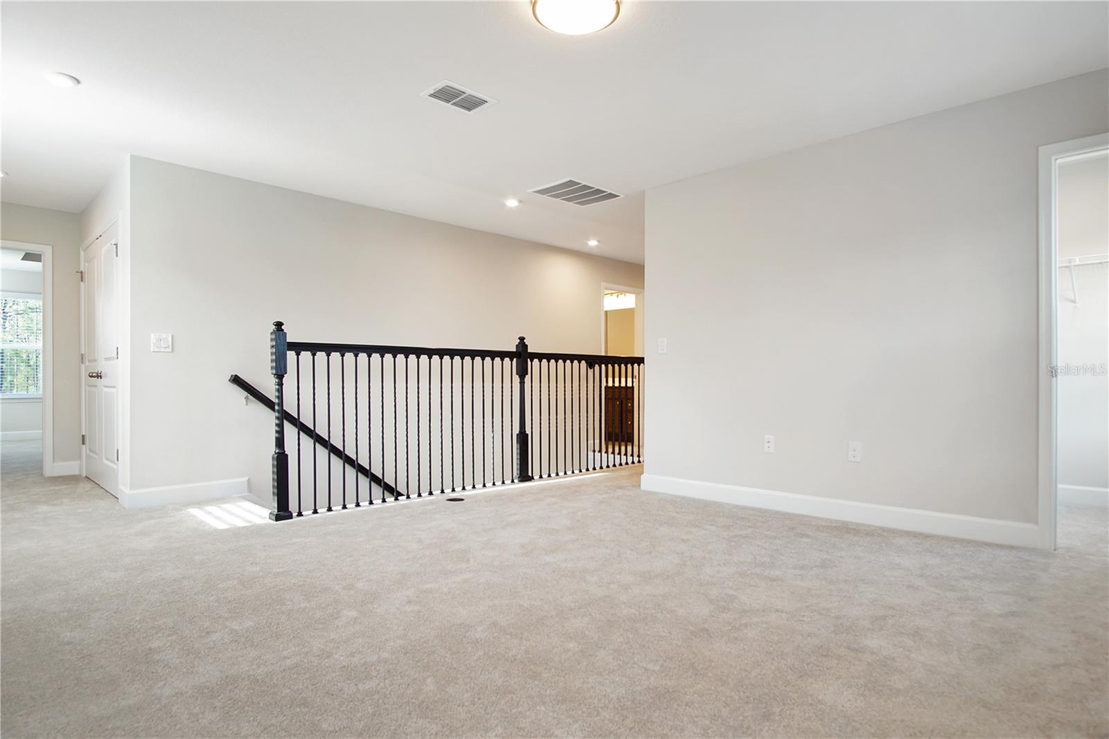 Image 24 of 46 For 1419 Eucalyptus Way