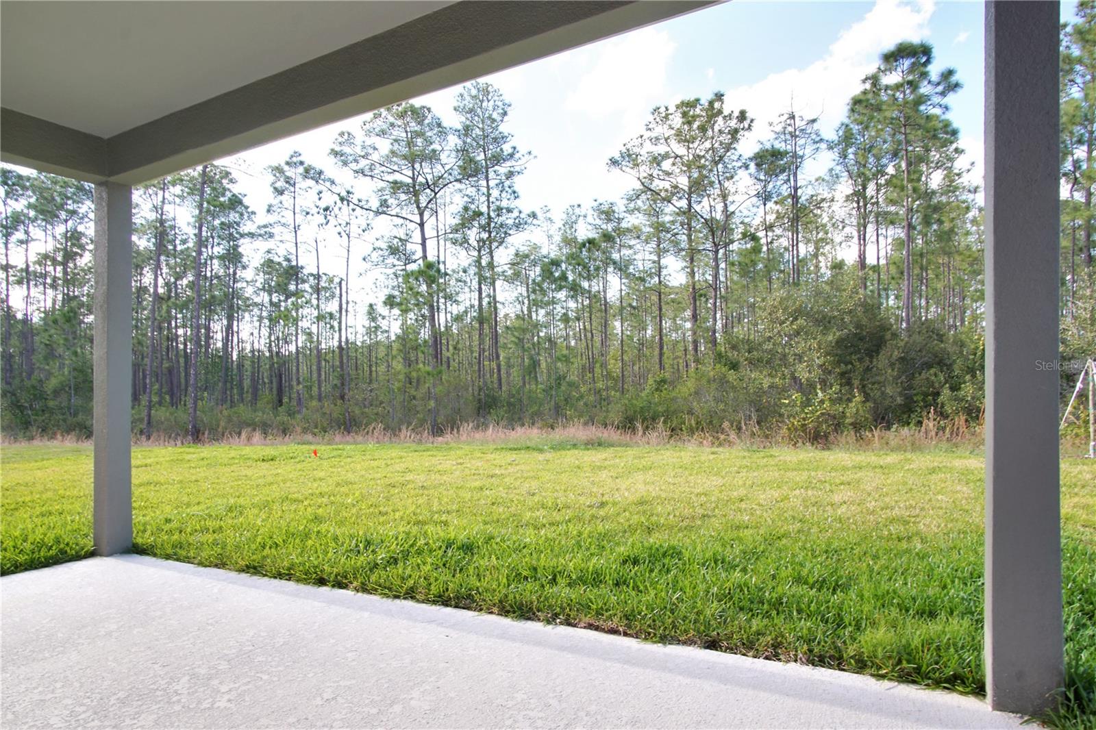 Image 6 of 46 For 1419 Eucalyptus Way