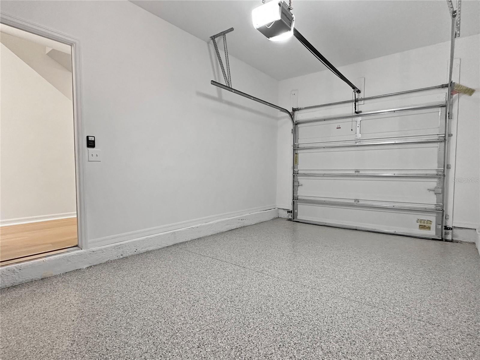 Image 10 of 27 For 959 Grandin Street