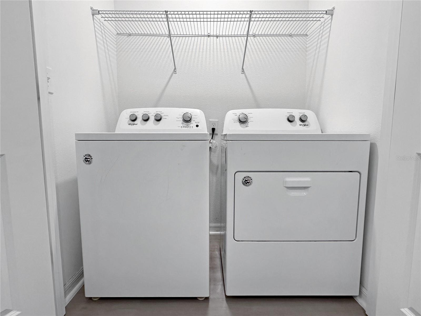 Image 22 of 27 For 959 Grandin Street