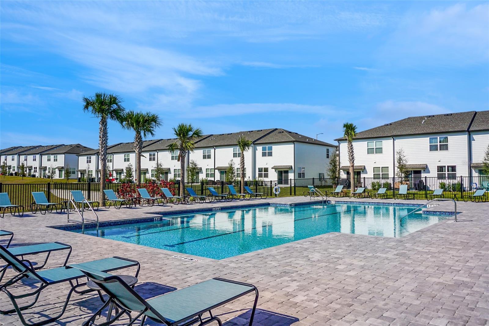 Image 4 of 27 For 959 Grandin Street