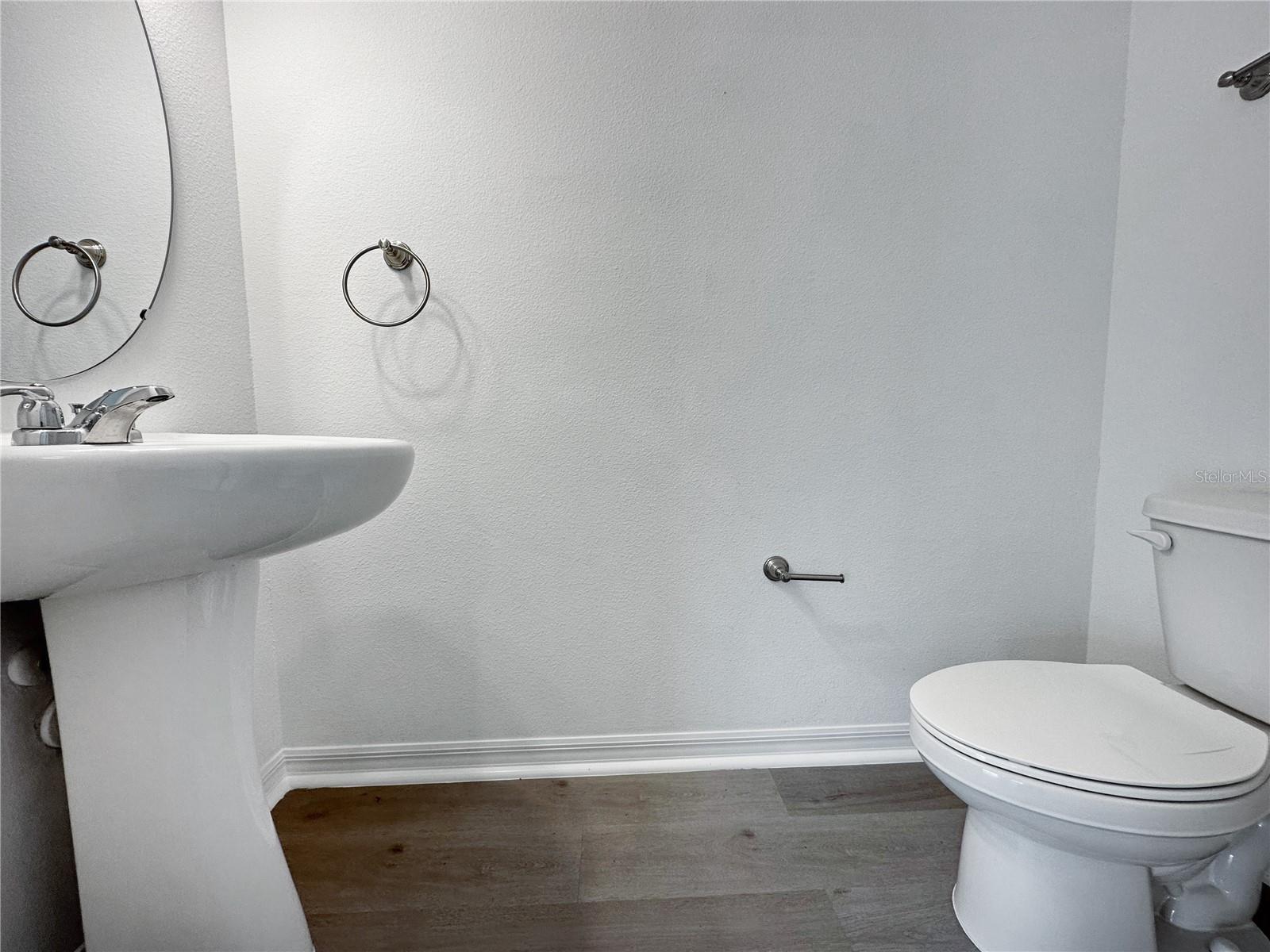 Image 9 of 27 For 959 Grandin Street