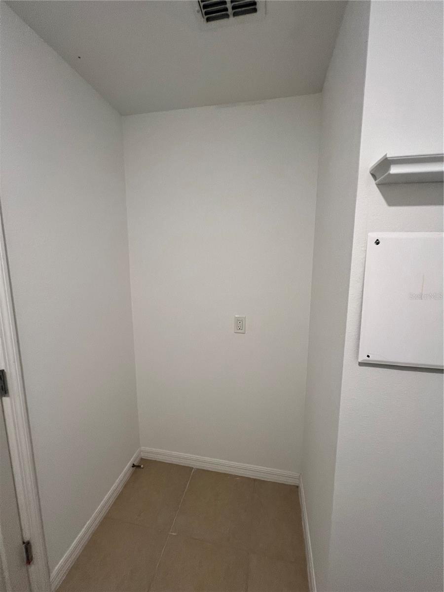 Image 18 of 55 For 3520 Beau Road