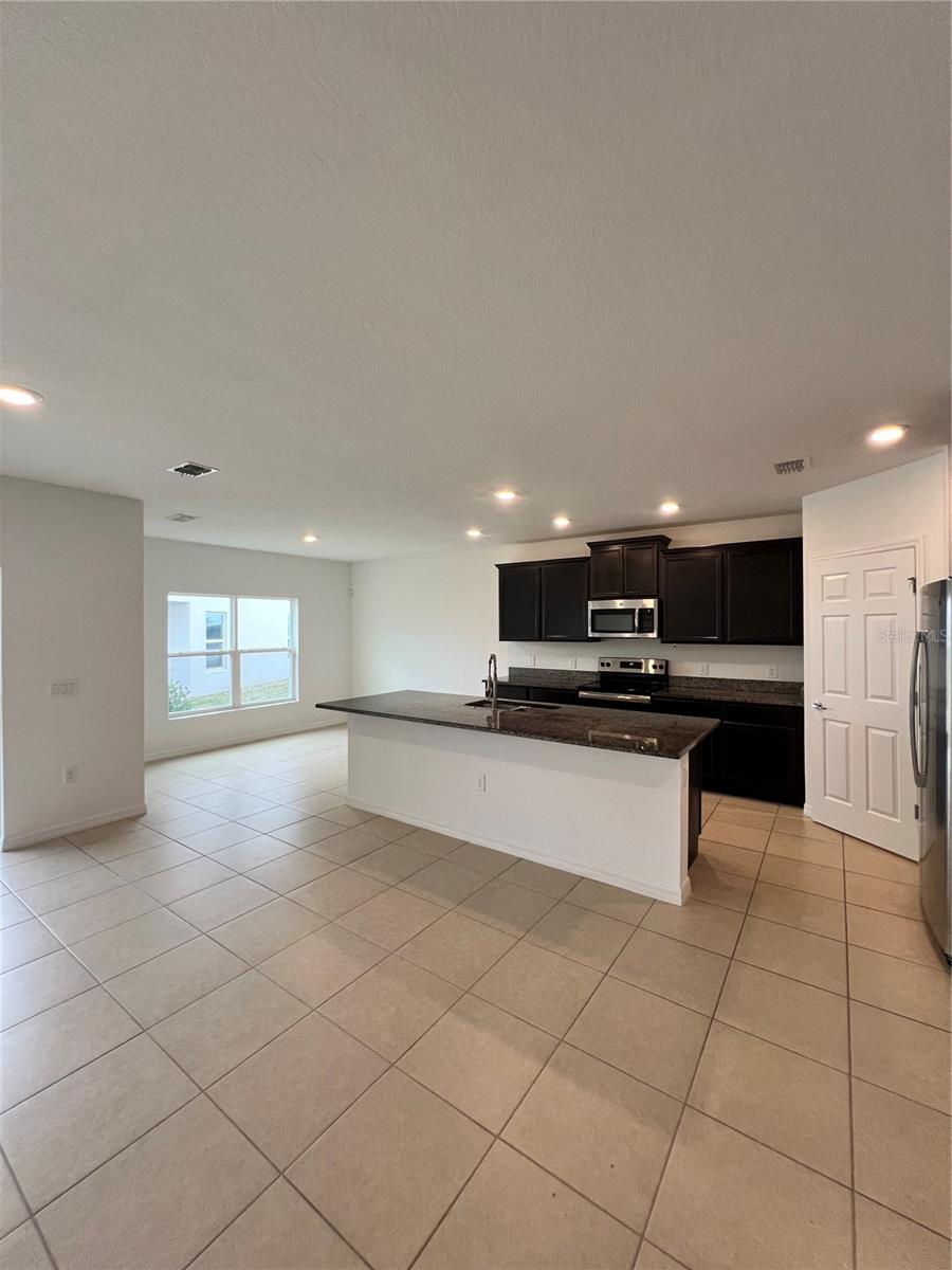 Image 5 of 55 For 3520 Beau Road