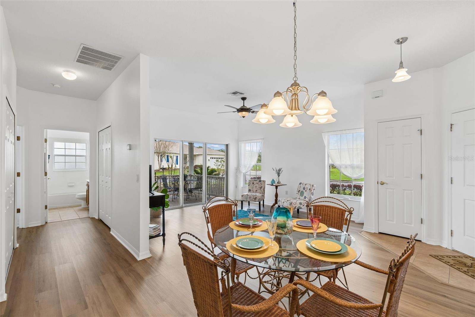 Image 13 of 82 For 524 Glendora Road