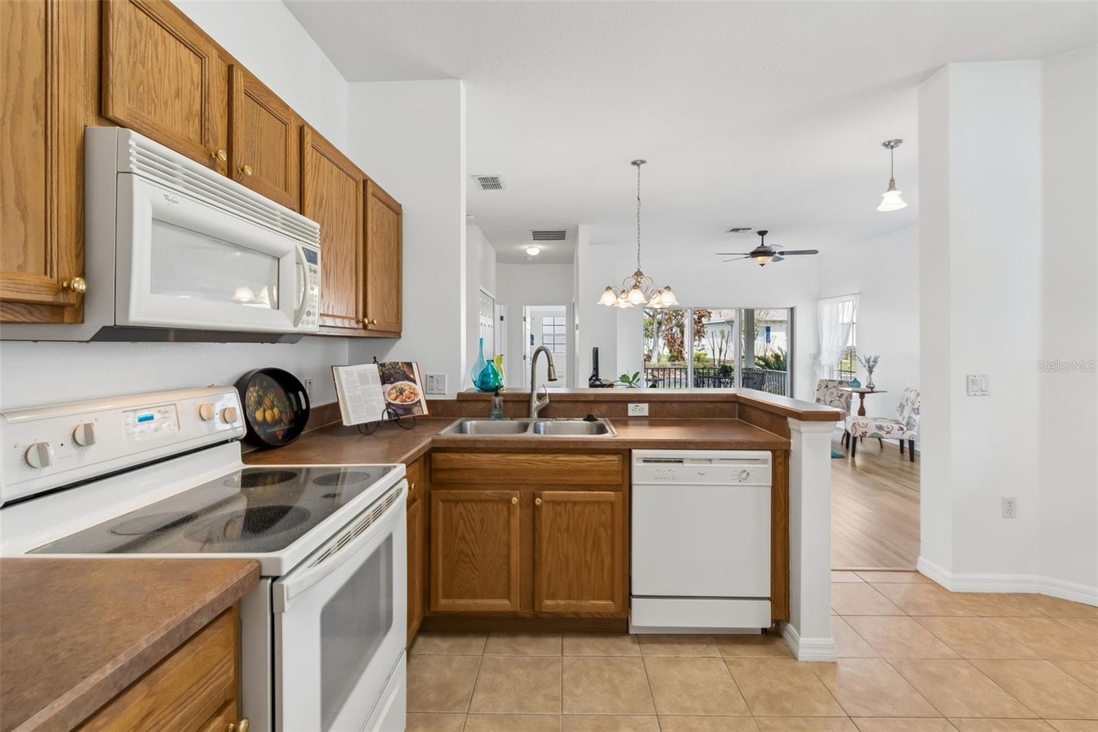 Image 21 of 82 For 524 Glendora Road