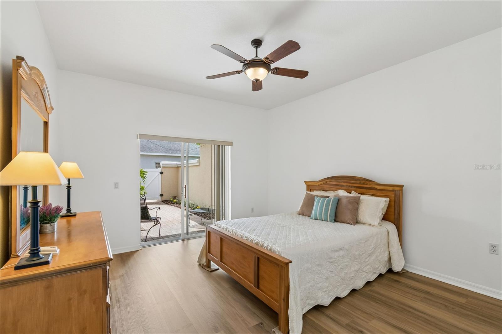 Image 28 of 82 For 524 Glendora Road