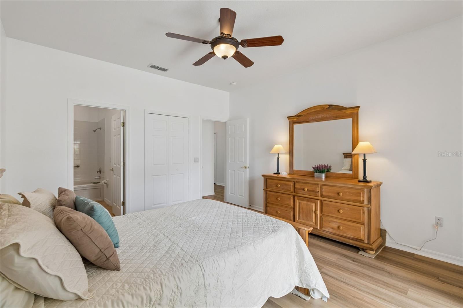 Image 30 of 82 For 524 Glendora Road