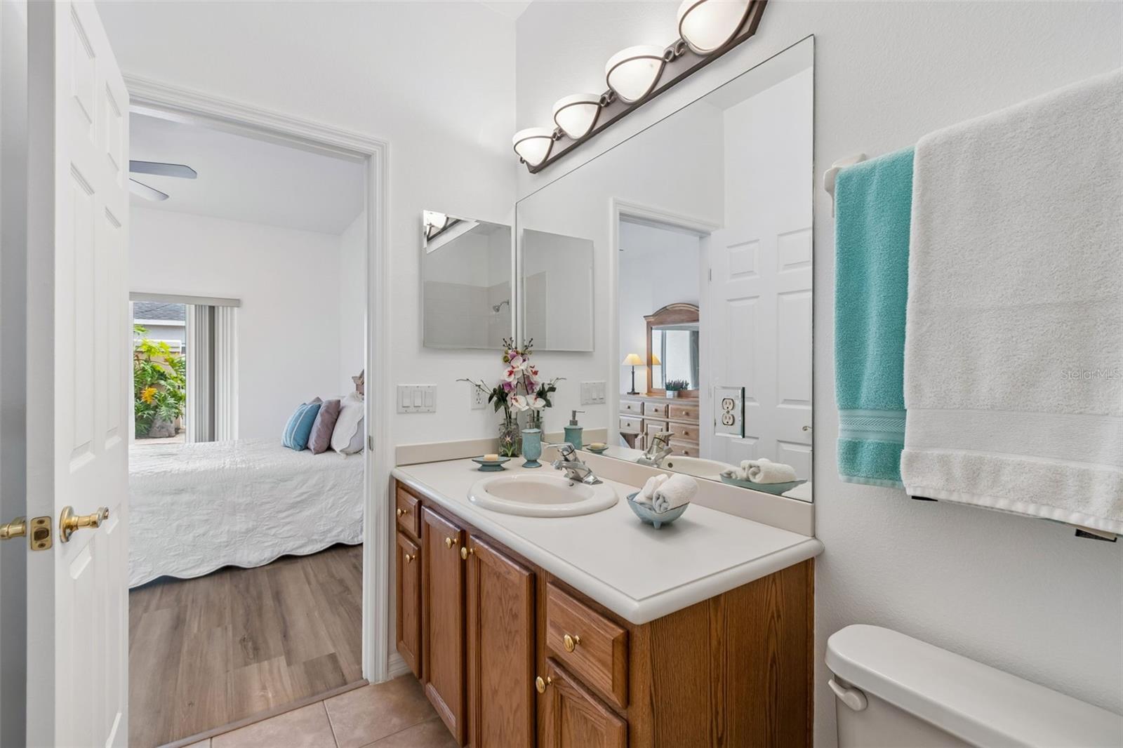 Image 36 of 82 For 524 Glendora Road