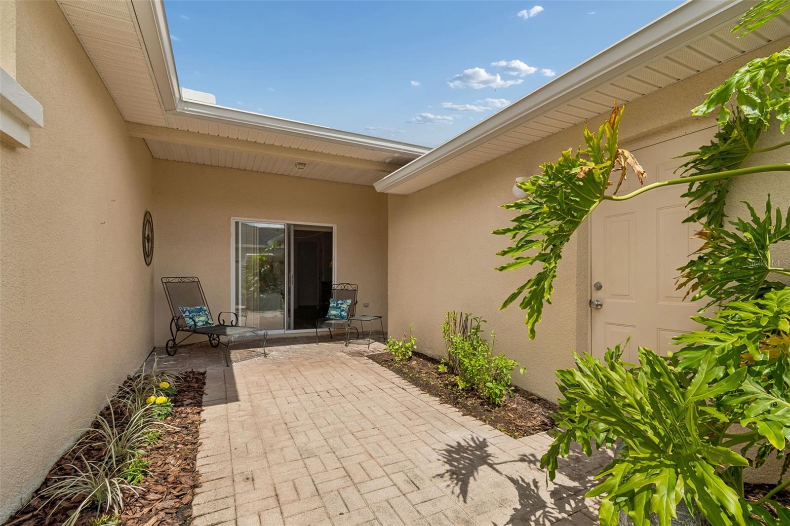 Image 39 of 82 For 524 Glendora Road