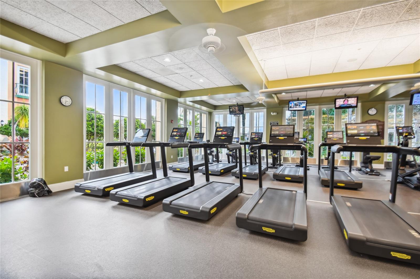 Image 62 of 82 For 524 Glendora Road