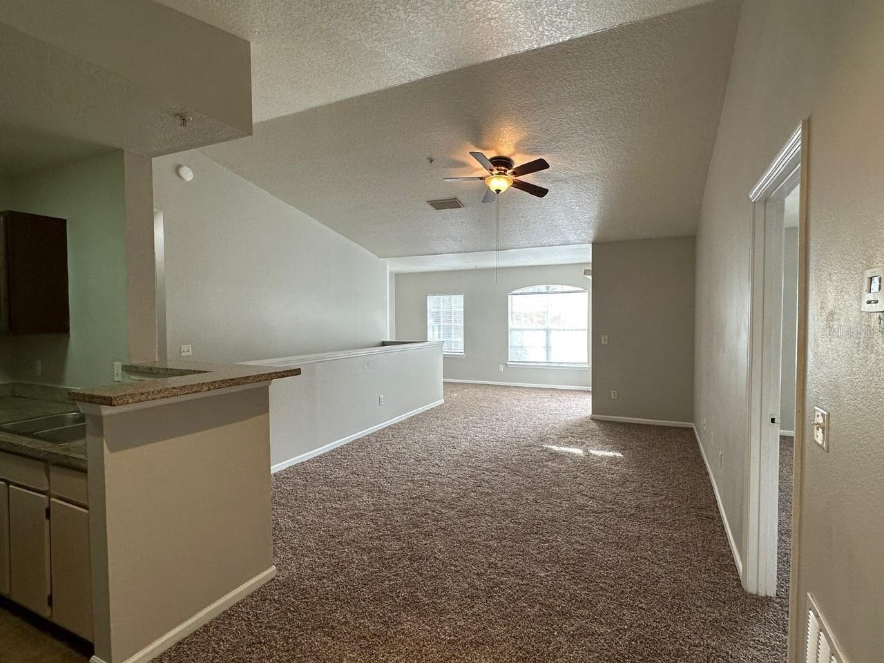 Image 2 of 22 For 4348 S Kirkman Road 812