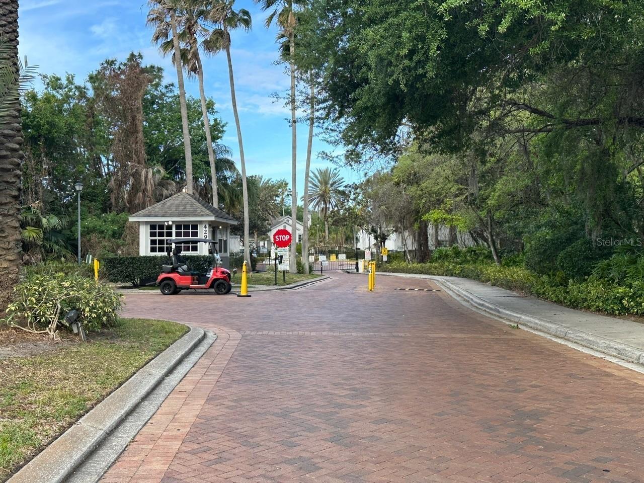 Image 20 of 22 For 4348 S Kirkman Road 812