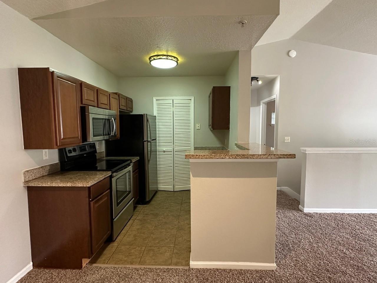 Image 3 of 22 For 4348 S Kirkman Road 812