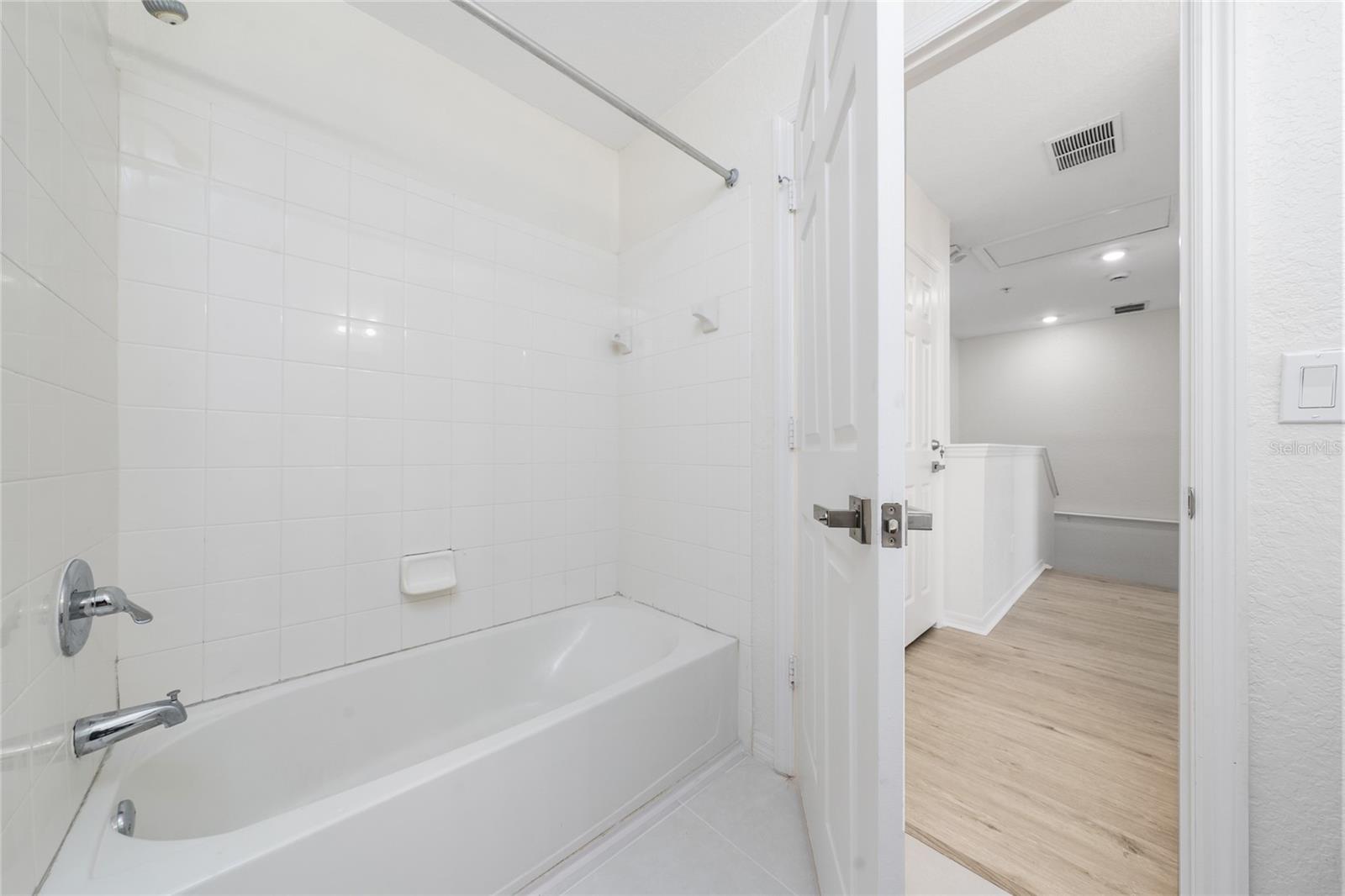 Image 28 of 29 For 2611 Gala Road N 106