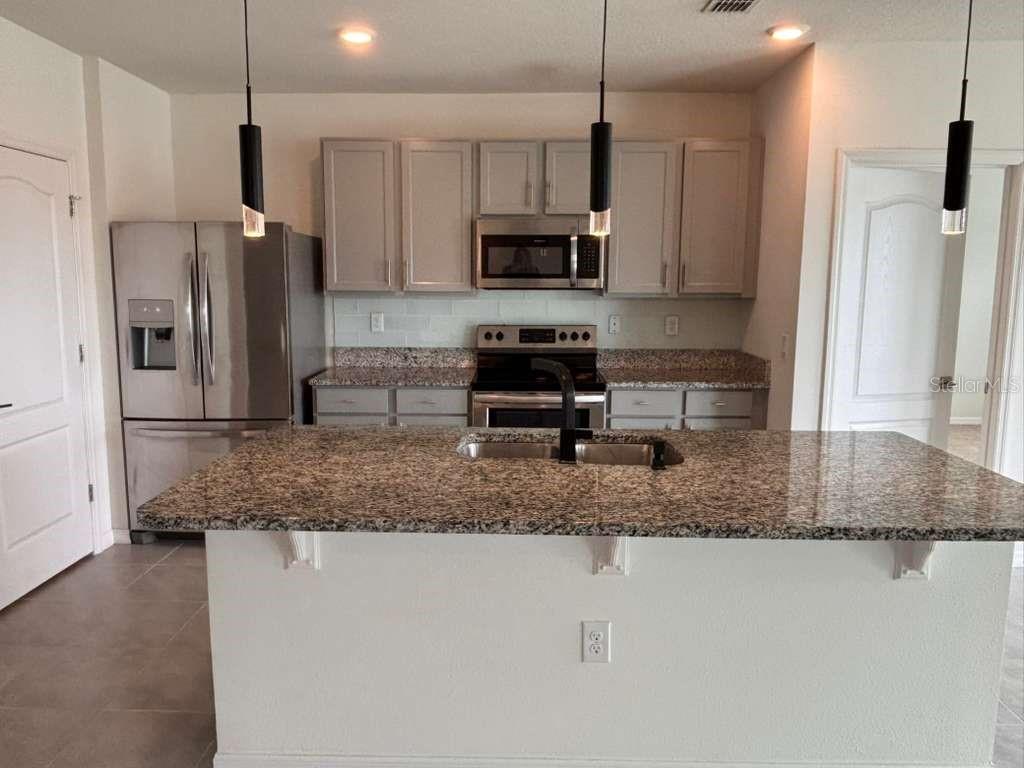 Image 10 of 38 For 1687 Bay Breeze Drive