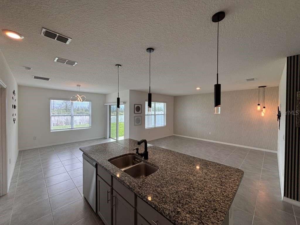 Image 11 of 38 For 1687 Bay Breeze Drive