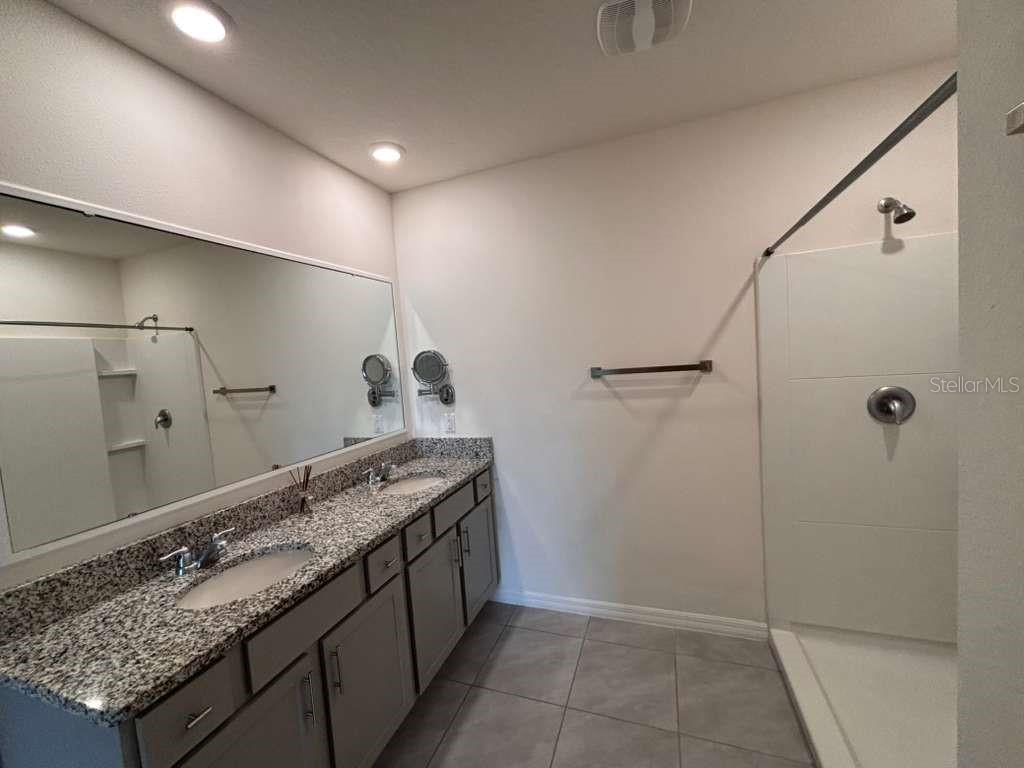 Image 19 of 38 For 1687 Bay Breeze Drive