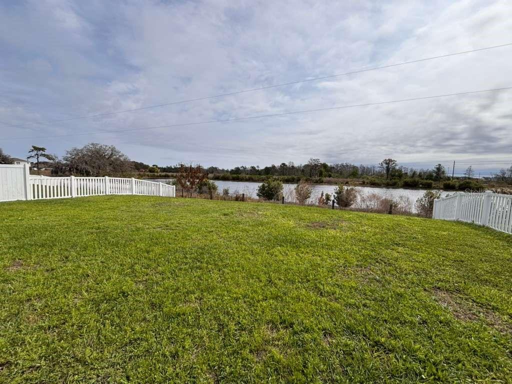 Image 33 of 38 For 1687 Bay Breeze Drive