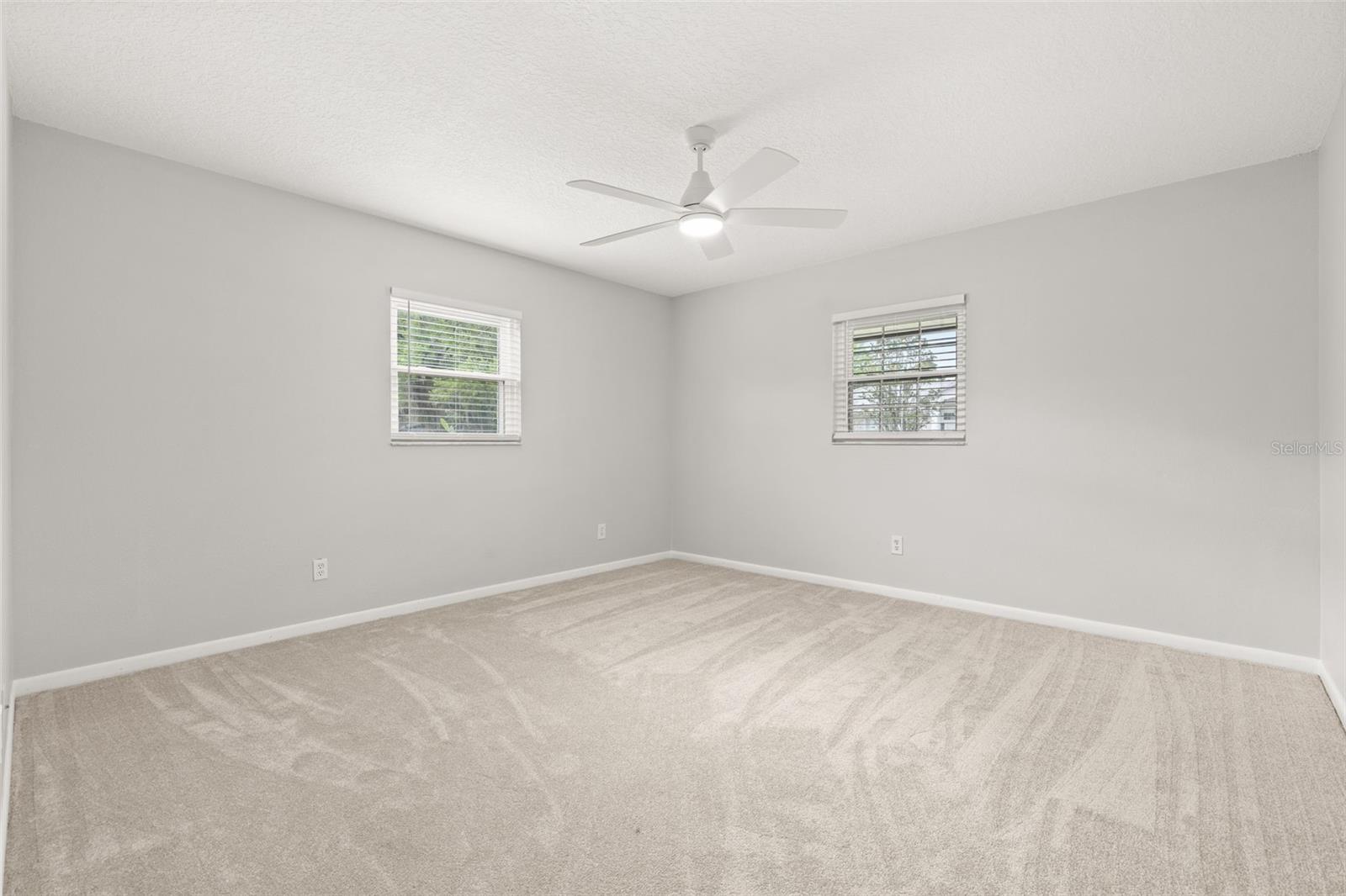 Image 16 of 53 For 2325 Lake Lizzie Court