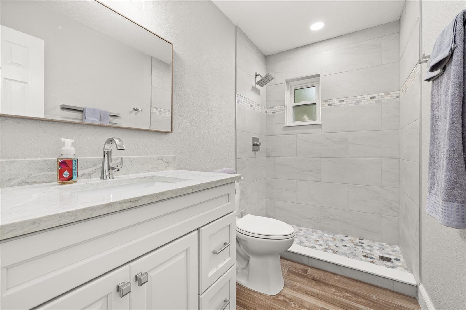 Image 19 of 53 For 2325 Lake Lizzie Court