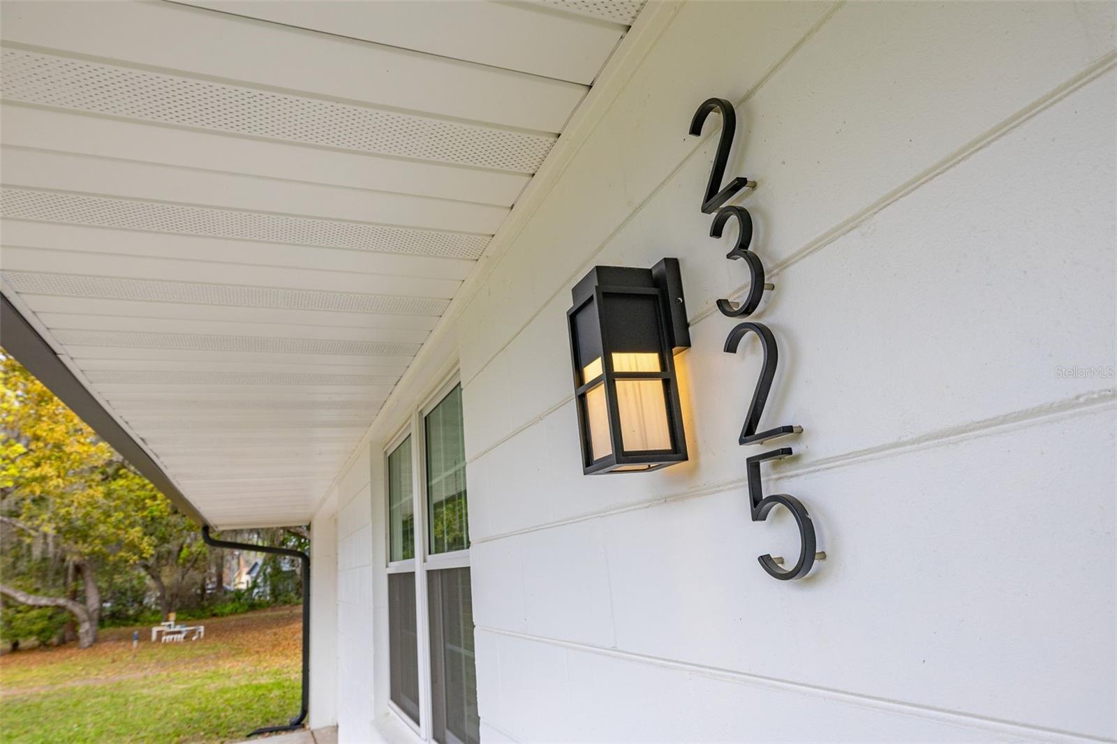 Image 4 of 53 For 2325 Lake Lizzie Court