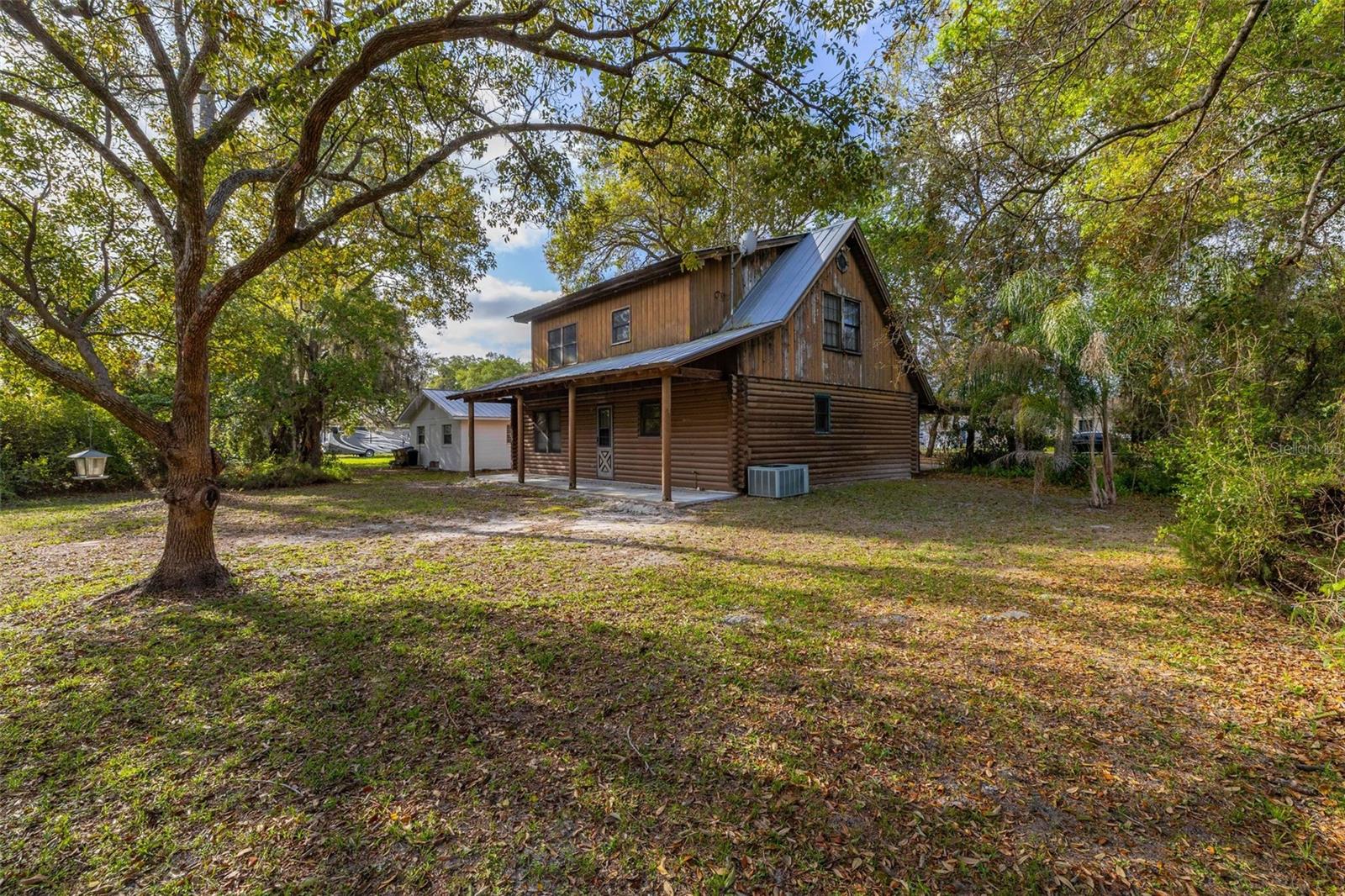 Image 50 of 53 For 2325 Lake Lizzie Court