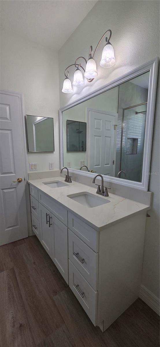 Listing photo id 15 for 9920 Chorlton Circle